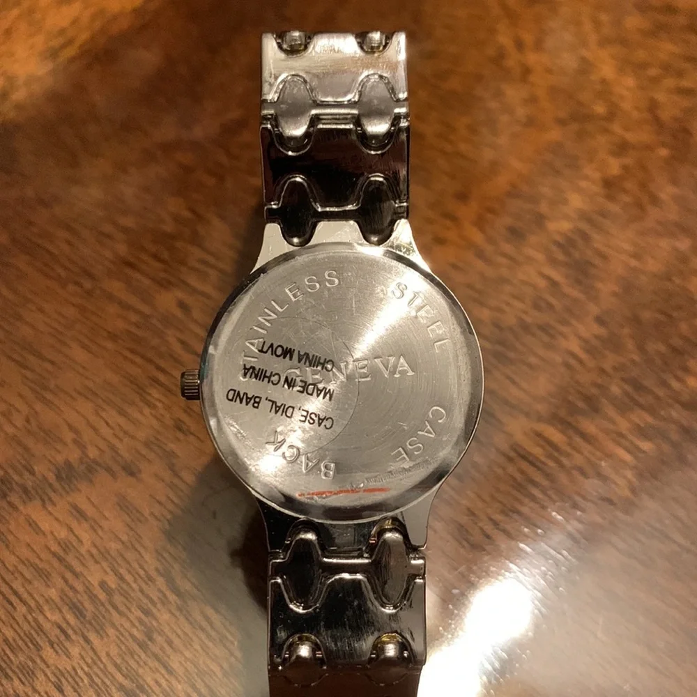 Vintage Designer Geneva Quartz Wrist Watch Gold Silver Tone